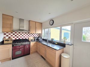 Photo 23- click for photo gallery